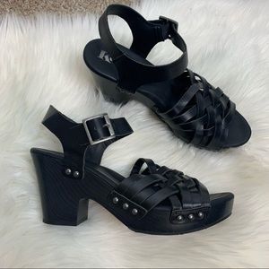 Korks Kork Ease Black Studded Platform Strappy Clogs Heels Size 9